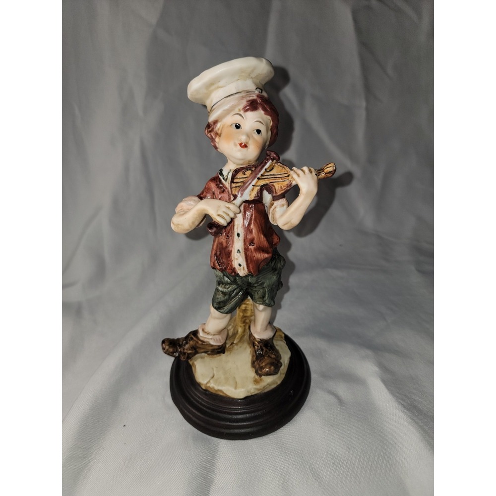 vintage ceramic boy figurine playing violin/fiddle in armani boy musician style